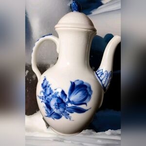 Royal Copenhagen Blue Flower Braided Coffee Pot 9.5"  Made in Denmark